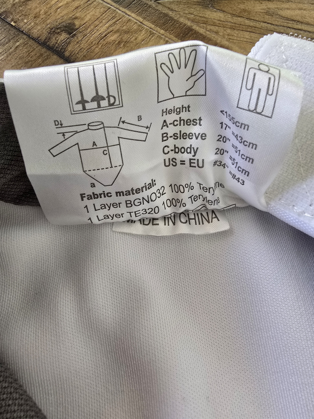 NWT Blue Gauntlet Kid's Fencing Jacket, 350NW, RH - Picture 5 of 7